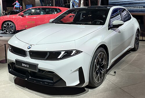 BMW i3 (NA0) รุ่น Neue Klasse สีขาว มุมหน้า