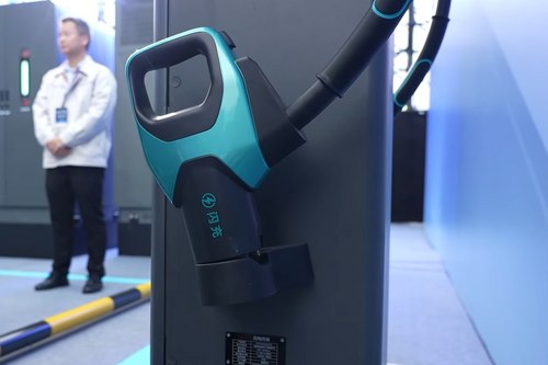หัวชาร์จ BYD Flash Charging กำลัง 1,500 kW