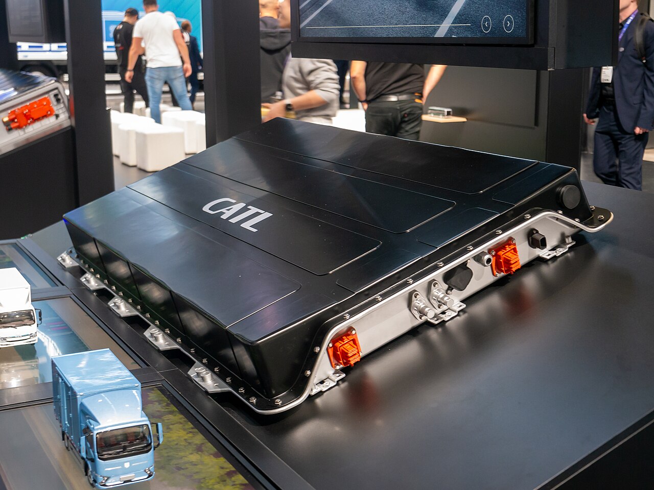 แบตเตอรี่แพ็กของ CATL จัดแสดงในงาน IAA Transportation 2024 ที่เมืองฮันโนเวอร์