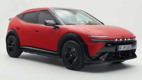 Hyundai IONIQ 3 N Line สีแดง มุมด้านหน้า